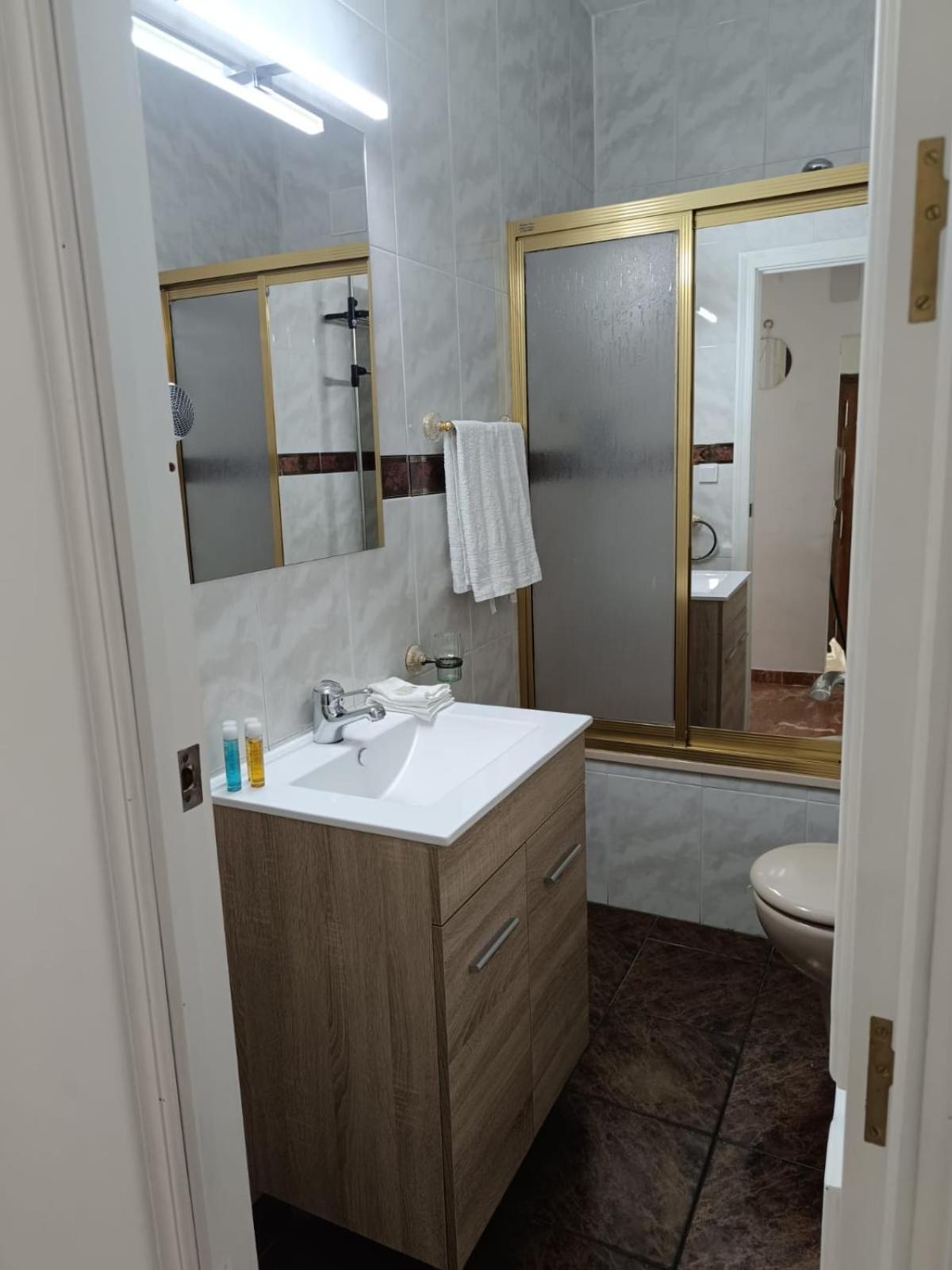 Piso Dos Dormitorios Junto Plaza Colon 科爾多瓦 外观 照片